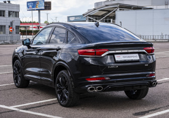 Подержанный автомобиль Geely Tugella 2023 года (7 фото)
