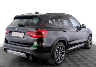 Подержанный автомобиль BMW X3 2019 года (5 фото)