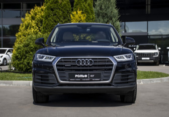 Подержанный автомобиль Audi Q5 2017 года (2 фото)