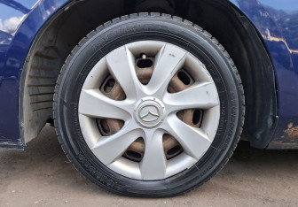 Подержанный автомобиль Mazda 3 Sedan 2011 года (9 фото)