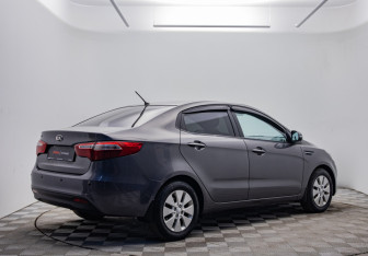 Подержанный автомобиль Kia Rio Sedan 2013 года (5 фото)