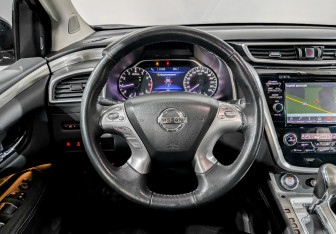 Подержанный автомобиль Nissan Murano Suv 2019 года (22 фото)