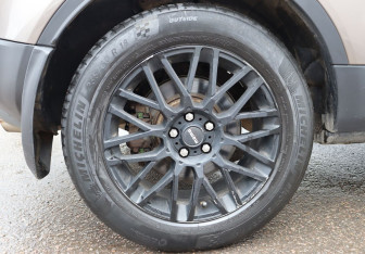 Подержанный автомобиль Land Rover Range Rover Evoque 2015 года (9 фото)