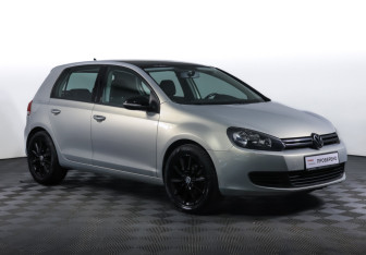 Подержанный автомобиль Volkswagen Golf Hatchback 2011 года (3 фото)