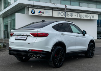 Подержанный автомобиль Geely Tugella 2024 года (5 фото)