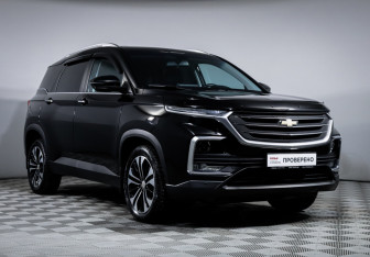 Подержанный автомобиль Chevrolet Captiva 2022 года (3 фото)