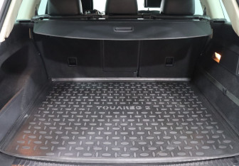 Подержанный автомобиль Volkswagen Touareg 2017 года (24 фото)