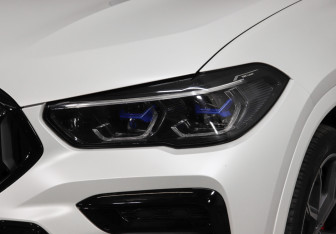 Подержанный автомобиль BMW X6 2022 года (7 фото)