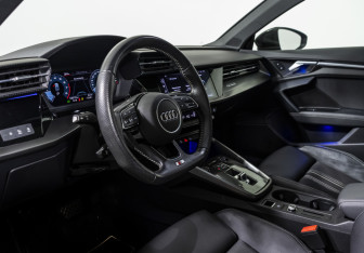 Подержанный автомобиль Audi A3 Sedan 2021 года (9 фото)