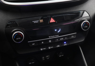 Подержанный автомобиль Hyundai Tucson 2020 года (14 фото)