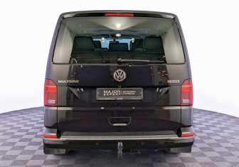 Подержанный автомобиль Volkswagen Multivan 2020 года (6 фото)