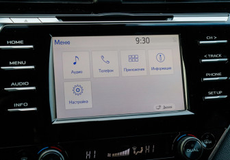 Подержанный автомобиль Toyota Camry Sedan 2021 года (24 фото)