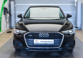 Подержанный автомобиль Audi A6 Sedan 2019 года (2 фото)