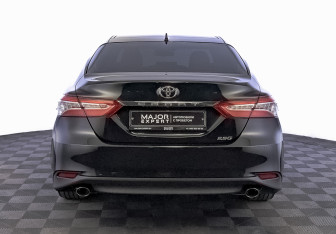 Подержанный автомобиль Toyota Camry Sedan 2023 года (6 фото)