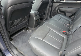 Подержанный автомобиль Kia Sorento 2009 года (10 фото)