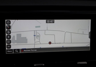 Подержанный автомобиль Kia Carnival 2021 года (14 фото)