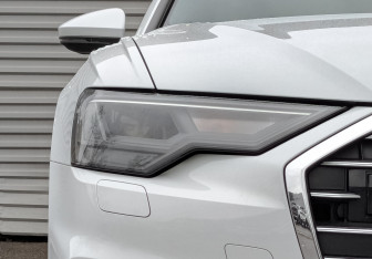 Подержанный автомобиль Audi A6 Sedan 2022 года (17 фото)