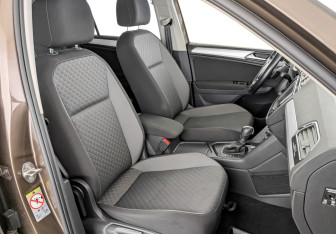 Подержанный автомобиль Volkswagen Tiguan 2017 года (23 фото)