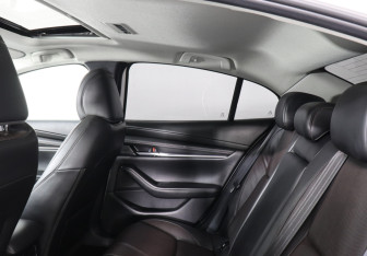 Подержанный автомобиль Mazda 3 Sedan 2024 года (12 фото)