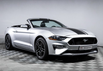 Подержанный автомобиль Ford Mustang Convertible 2018 года (17 фото)