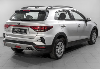 Подержанный автомобиль Kia Rio Hatchback 2021 года (5 фото)