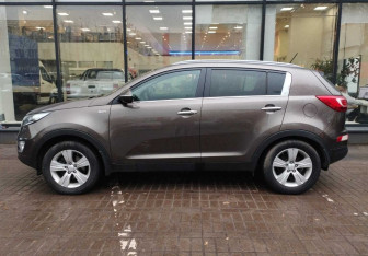 Подержанный автомобиль Kia Sportage 2013 года (5 фото)