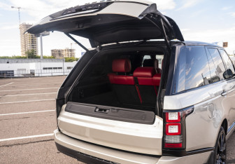 Подержанный автомобиль Land Rover Range Rover 2013 года (22 фото)