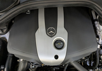 Подержанный автомобиль Mercedes-Benz GLE 2017 года (9 фото)