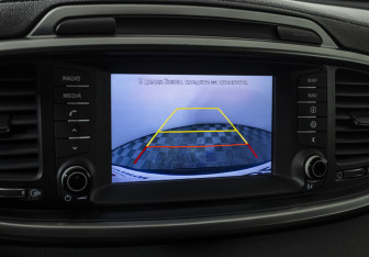 Подержанный автомобиль Kia Sorento 2017 года (16 фото)