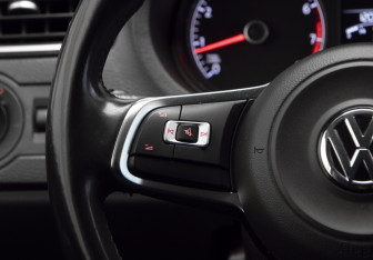Подержанный автомобиль Volkswagen Polo Sedan 2019 года (12 фото)