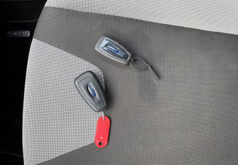 Подержанный автомобиль Ford Focus Sedan 2012 года (18 фото)