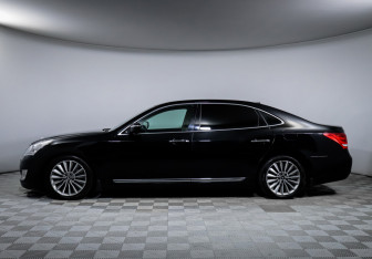 Подержанный автомобиль Hyundai Equus 2013 года (8 фото)