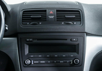 Подержанный автомобиль Skoda Yeti 2014 года (10 фото)