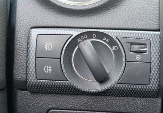 Подержанный автомобиль Opel Antara 2010 года (16 фото)