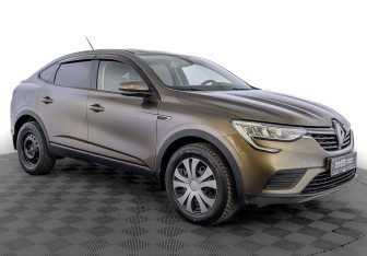 Подержанный автомобиль Renault Arkana 2019 года (3 фото)