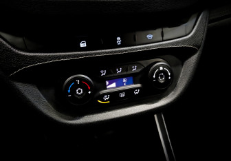 Подержанный автомобиль LADA (ВАЗ) Vesta Sedan 2022 года (28 фото)