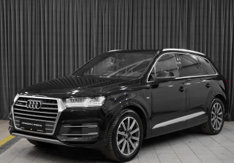 Подержанный автомобиль Audi Q7 2019 года (1 фото)