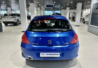 Подержанный автомобиль Peugeot 308 Hatchback 2009 года (5 фото)