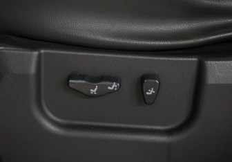 Подержанный автомобиль Renault Koleos 2013 года (23 фото)