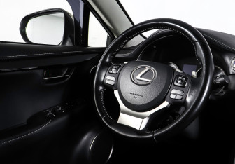 Подержанный автомобиль Lexus NX 2018 года (17 фото)