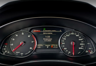 Подержанный автомобиль Audi A6 Sedan 2020 года (13 фото)