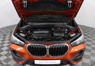 Подержанный автомобиль BMW X1 2020 года (9 фото)