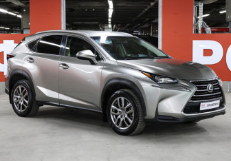 Подержанный автомобиль Lexus NX 2017 года (3 фото)