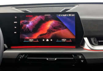 Новый BMW X2 2025 (11 фото)