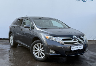 Подержанный автомобиль Toyota Venza 2010 года (3 фото)