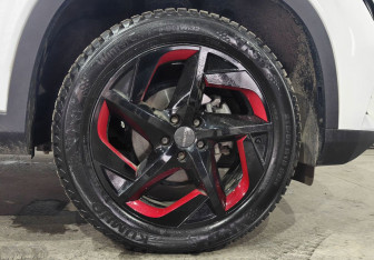 Подержанный автомобиль Omoda C5 2023 года (20 фото)