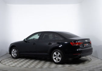Подержанный автомобиль Audi A4 Sedan 2016 года (7 фото)