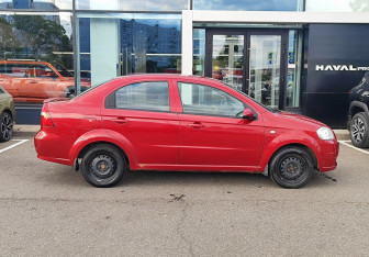 Подержанный автомобиль Chevrolet Aveo Sedan 2010 года (4 фото)