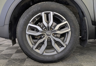 Подержанный автомобиль Chery Tiggo 4 2023 года (12 фото)
