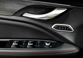 Подержанный автомобиль Geely Tugella 2021 года (20 фото)